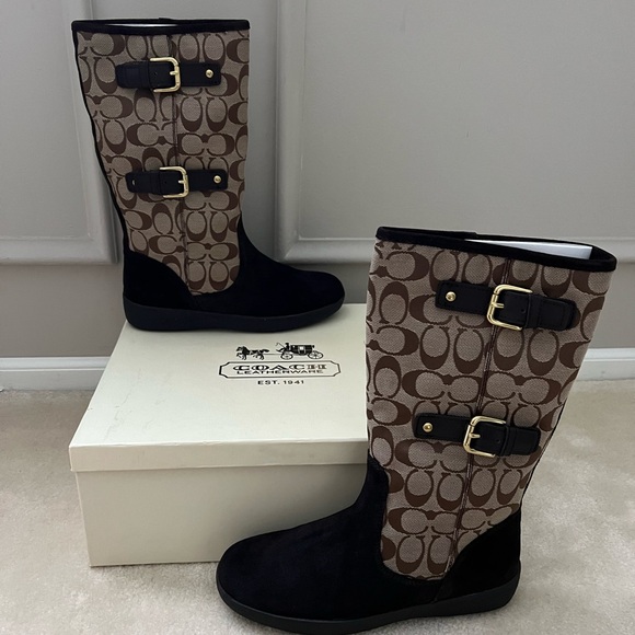 Brand New Coach boots - 8 - Picture 3 of 5